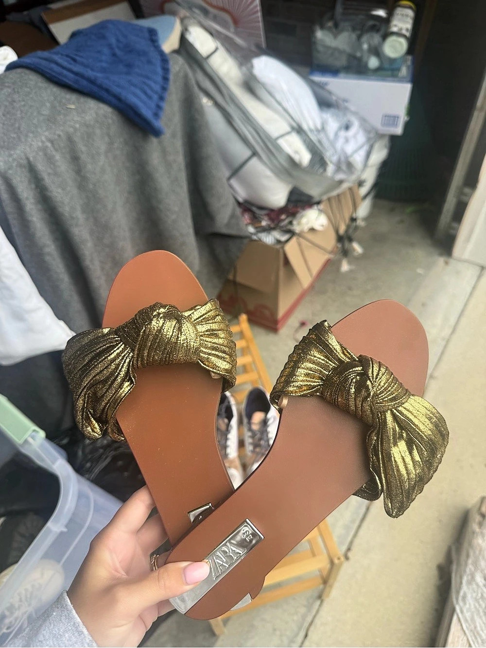 Zara Gold Metallic Knotted Flat Sandals